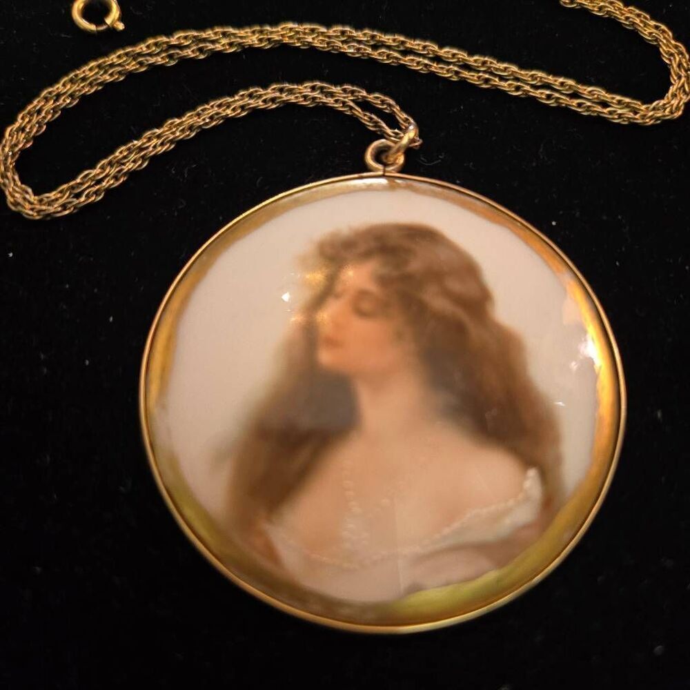 Vintage Hand Painted Portrait Minature Necklace Gold Tone